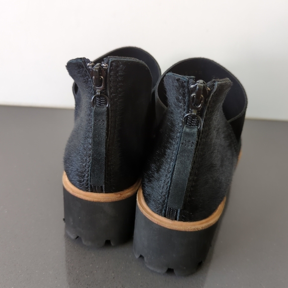 All Black Booties Fur Shootie Tread Ankle Women's Size 9 EU 40 Black NWOT - Picture 4 of 12